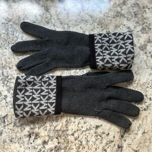 Michael Kors winter gloves